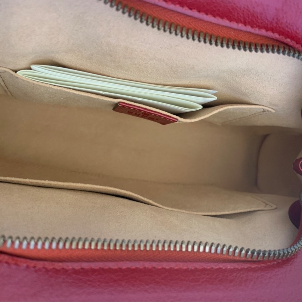 Authentic new Gucci bag - Picture 4 of 6